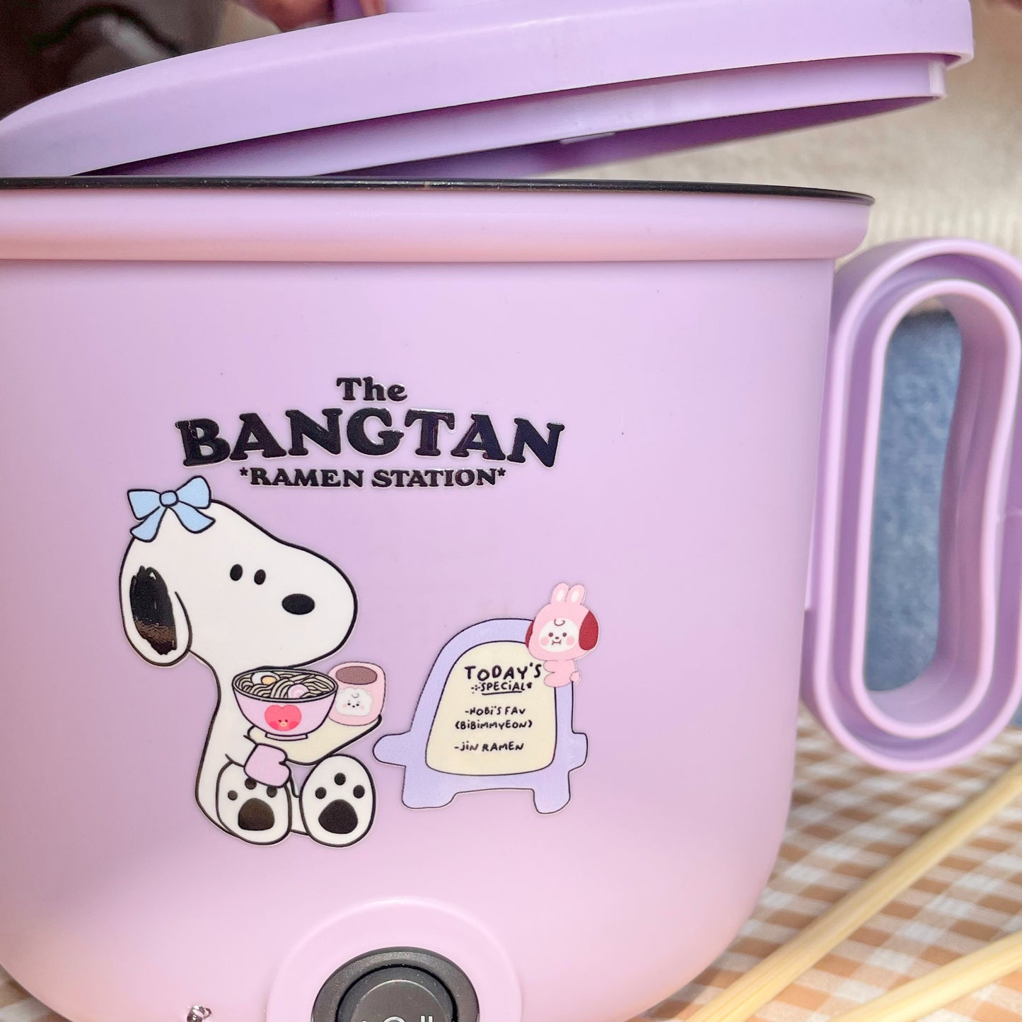 Bangtan Ramen pot (Olla eléctrica)