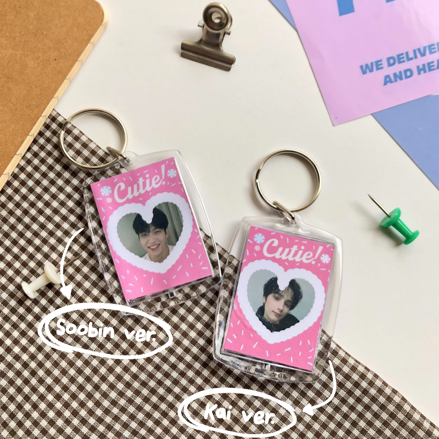 Cutie keyrings TXT
