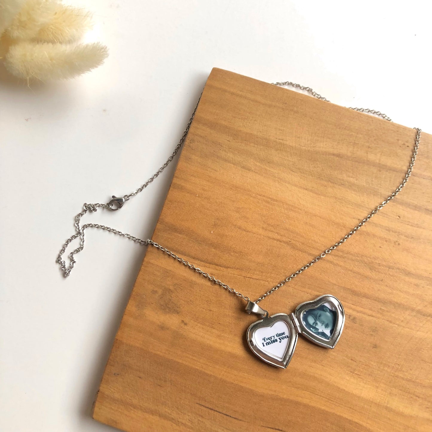 Relicario every time I miss you